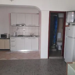 Ninske Vodice Apartmán